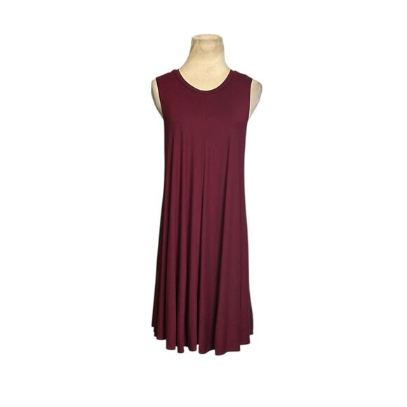 Silence + Noise burgundy sleeveless mini dress size Medium - Picture 9 of 11